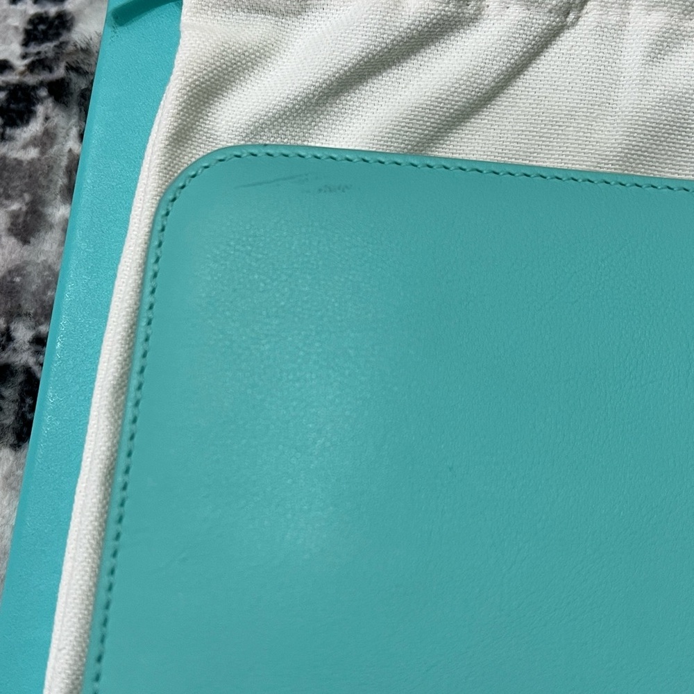 Tiffany & Co. XL leather zipper wallet - Picture 6 of 15